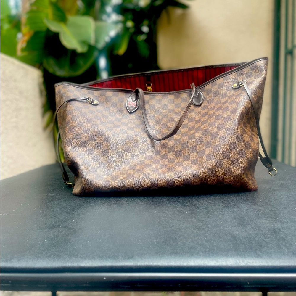 Neverfull GM Louis Vuitton bag